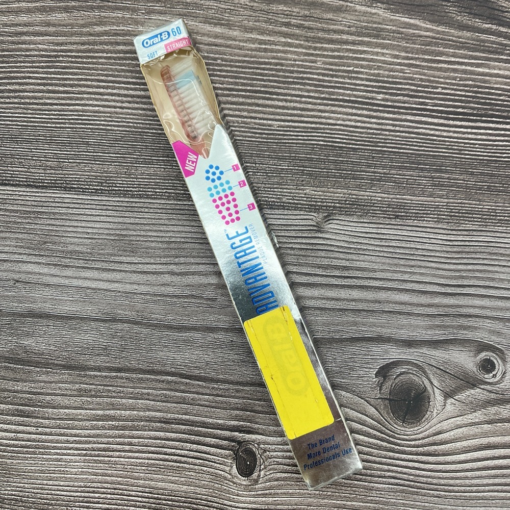 Vintage 1993 Oral-B Advantage Toothbrush Soft 60 Full Straight RARE DISCO NOS